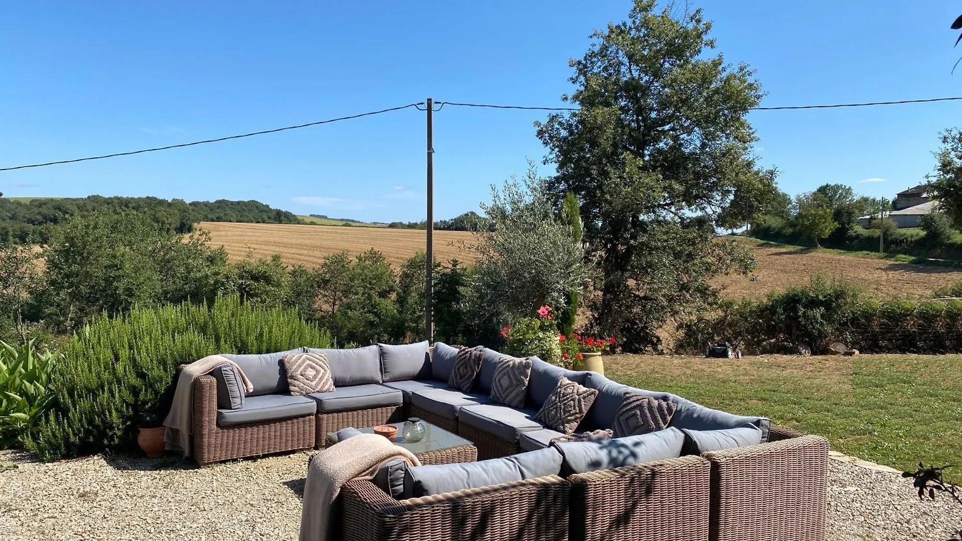 Olisios, Beautiful Farmhouse With Private Pool Pampelonne 펜션